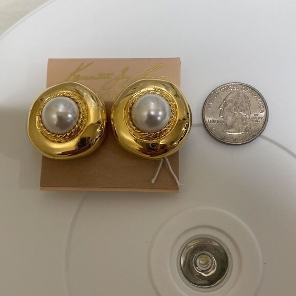 𝅺KENNETH Jay Lane Faux Pearl Gold Tone Earrings - Picture 5 of 6